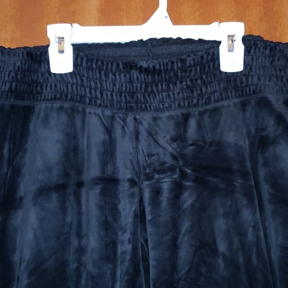 🌹🎉2x Host Pick🎉🌹OLD NAVY MATERNITY LOUNGE PANTS - Picture 2 of 5